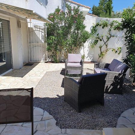 Charmant Logement Avec Piscine Saint-Feliu-d'Avall المظهر الخارجي الصورة