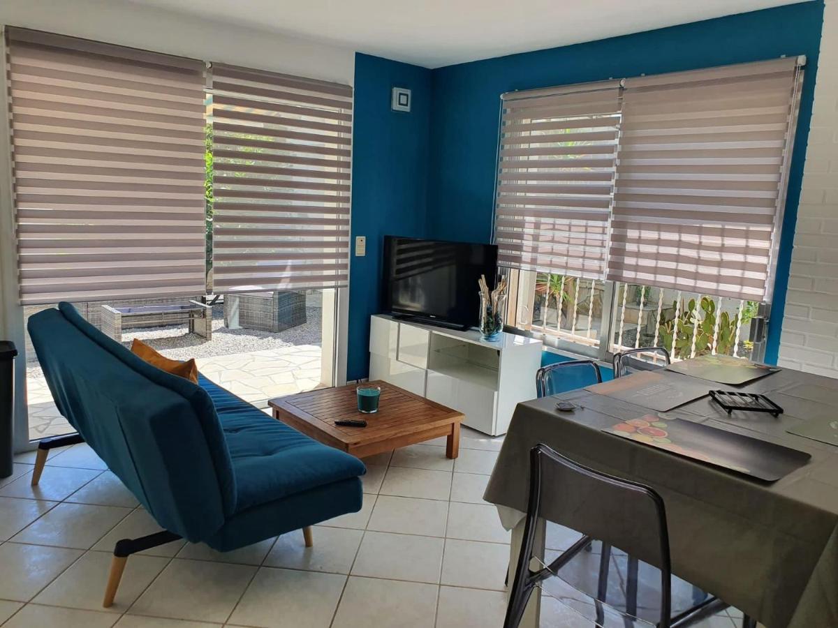Charmant Logement Avec Piscine Saint-Feliu-d'Avall المظهر الخارجي الصورة