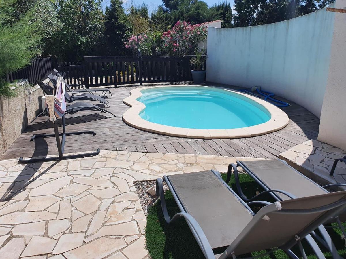 Charmant Logement Avec Piscine Saint-Feliu-d'Avall المظهر الخارجي الصورة